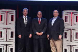 Todd Messerle, Rick Humphrey's and Jana Dornbusch receive Mayflower Transit Masters Club Inner Circle Award